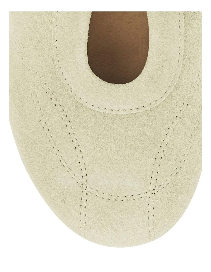 Pronto Sneaker in Taupe Suede image 4
