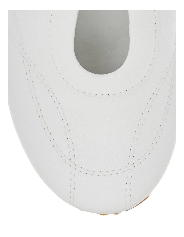 Pronto Sneaker in White Leather image 4