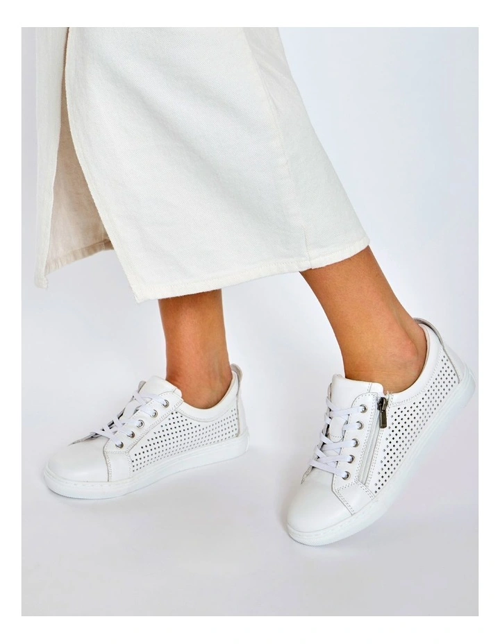 Rio Sneakers in White Leather image 2