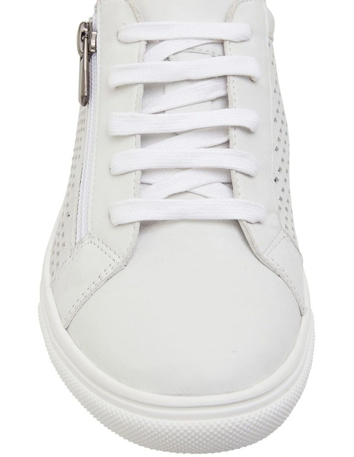 Rio Sneakers in White Leather image 5