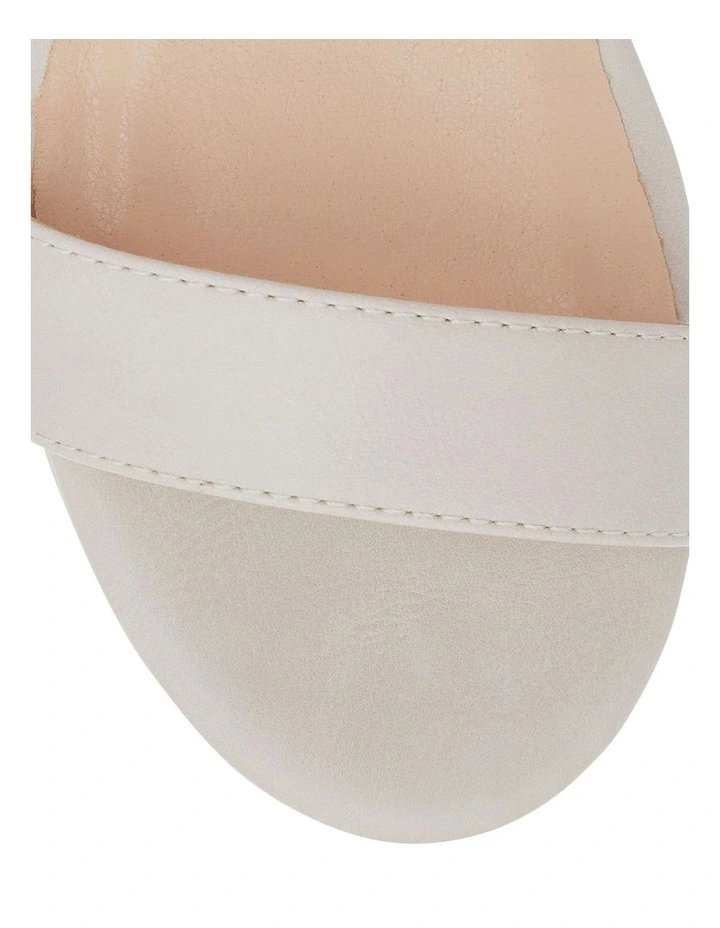 Abbey Sandals in Off White image 4