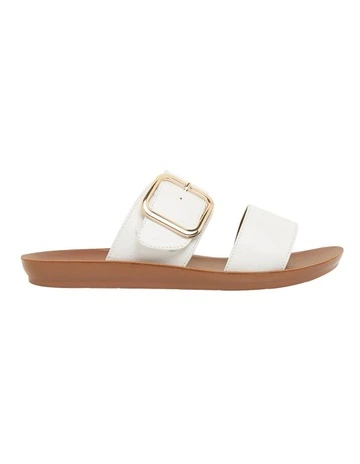 Garnet White Smooth Sandals