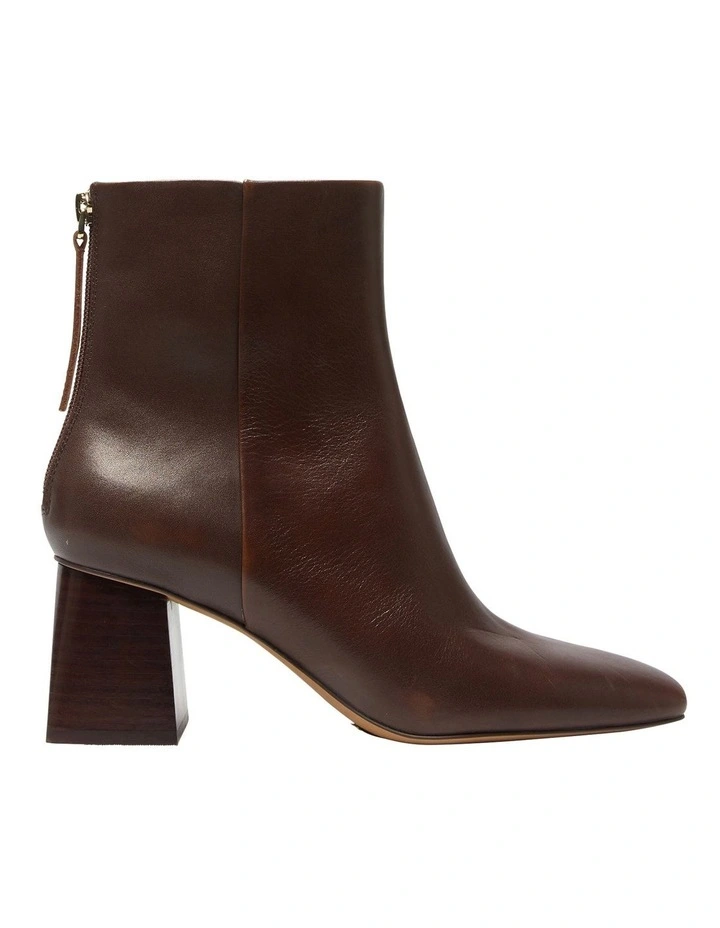 Kade Boots in Chocolate Leather image 1