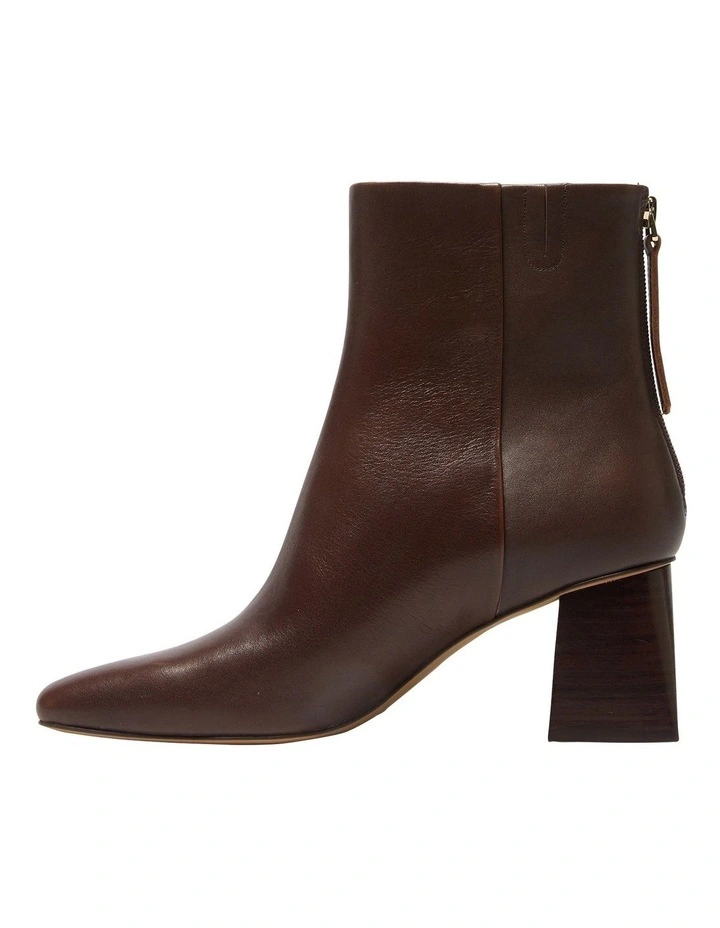 Kade Boots in Chocolate Leather image 3
