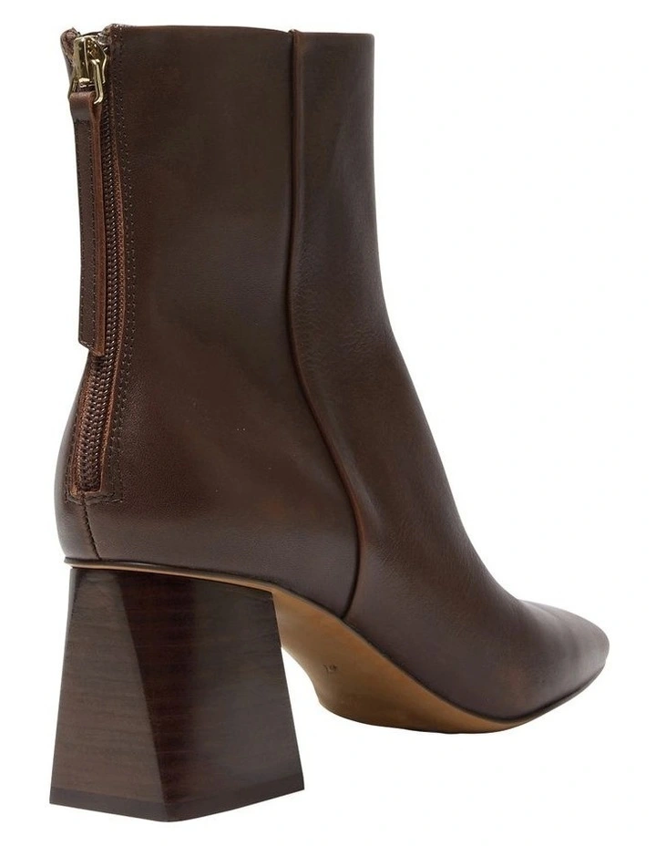 Kade Boots in Chocolate Leather image 4