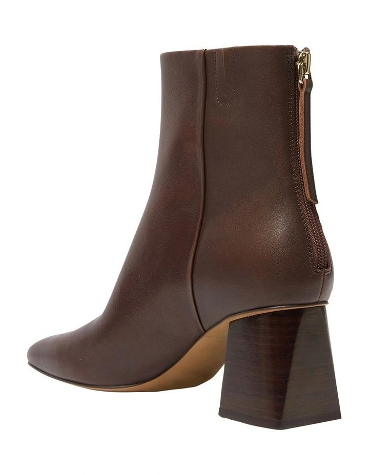 Kade Boots in Chocolate Leather image 6