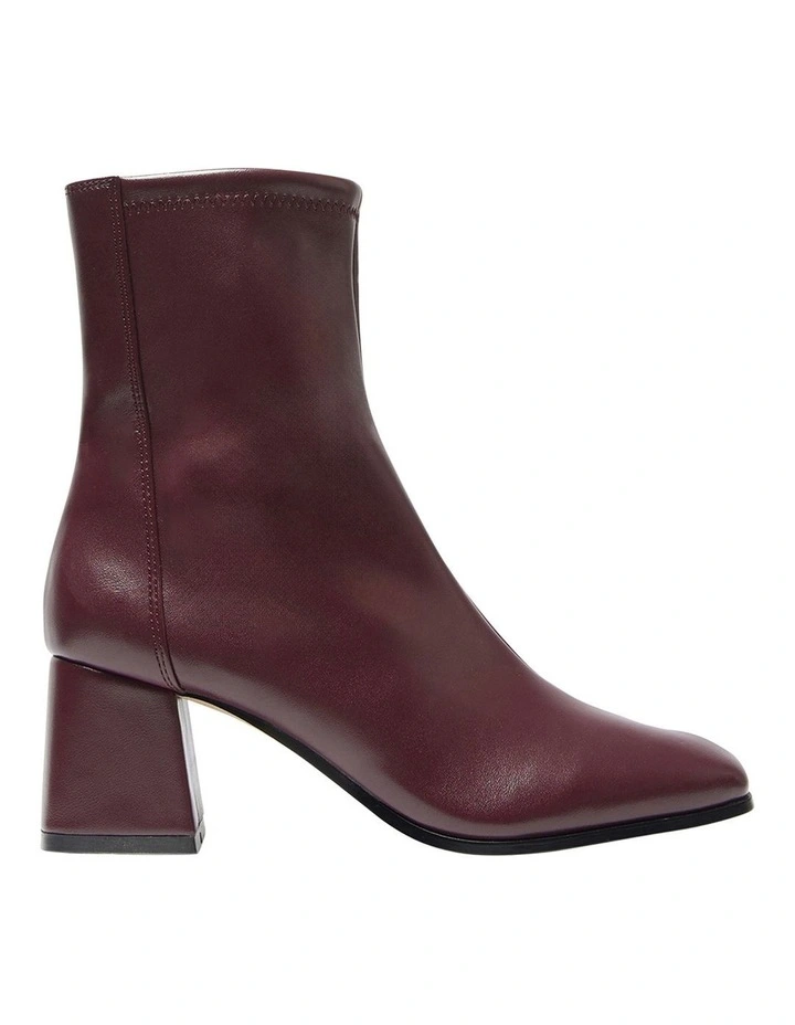 Hampton Boots in Wine Stretch image 1