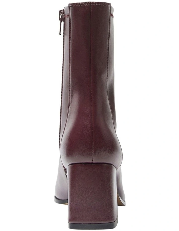 Hampton Boots in Wine Stretch image 5