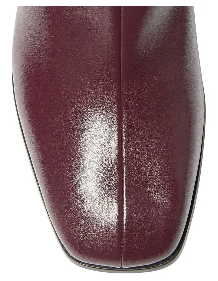 Hampton Boots in Wine Stretch image 7