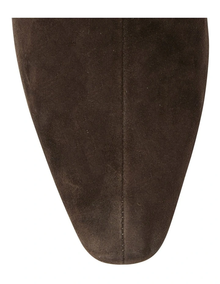 Seattle Boots in Chocolate Suede image 7