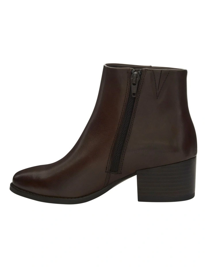 Vera Boots in Chocolate Leather image 3