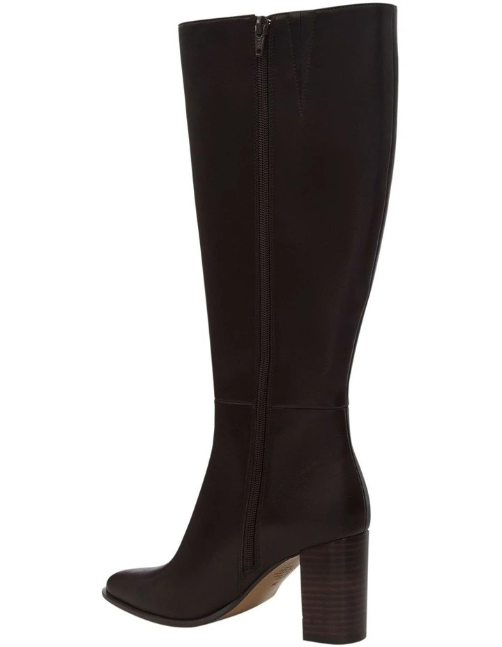 Jetset Boots In Chocolate Leather image 3