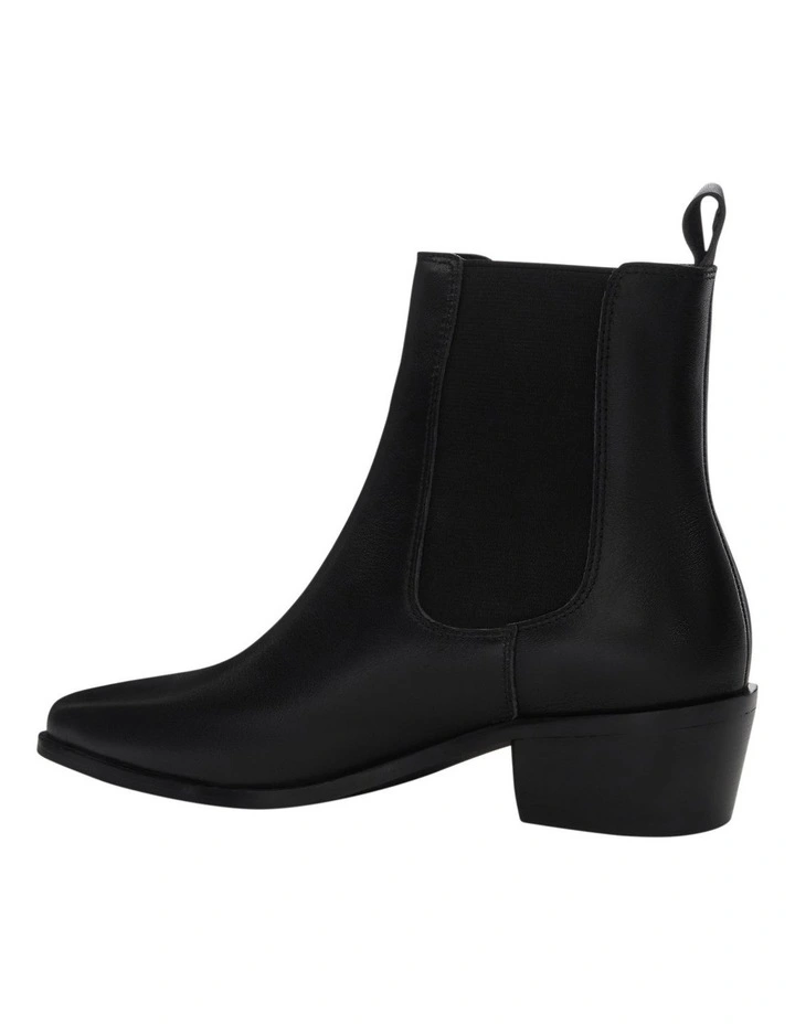Jersey Boots in Black Leather image 3