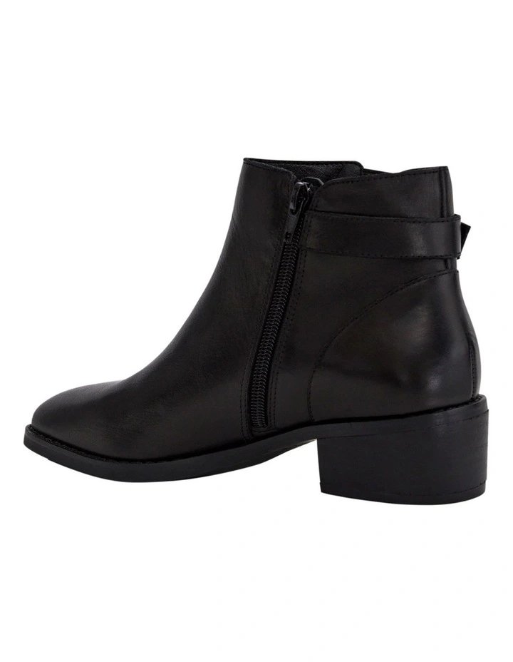 Cesar Ankle Boots in Black Leather image 3