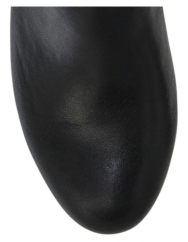 Falcon Boots in Black Leather image 4