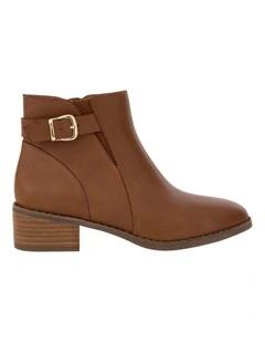Cesar Ankle Boots in Mid Brown Leather