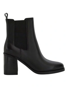 Maddie Boots in Black Glove