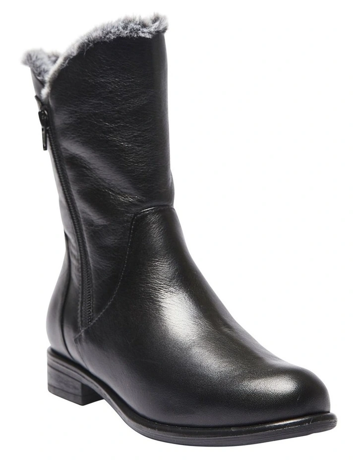 Sandler Baldwin Boots In Black Glove image 2