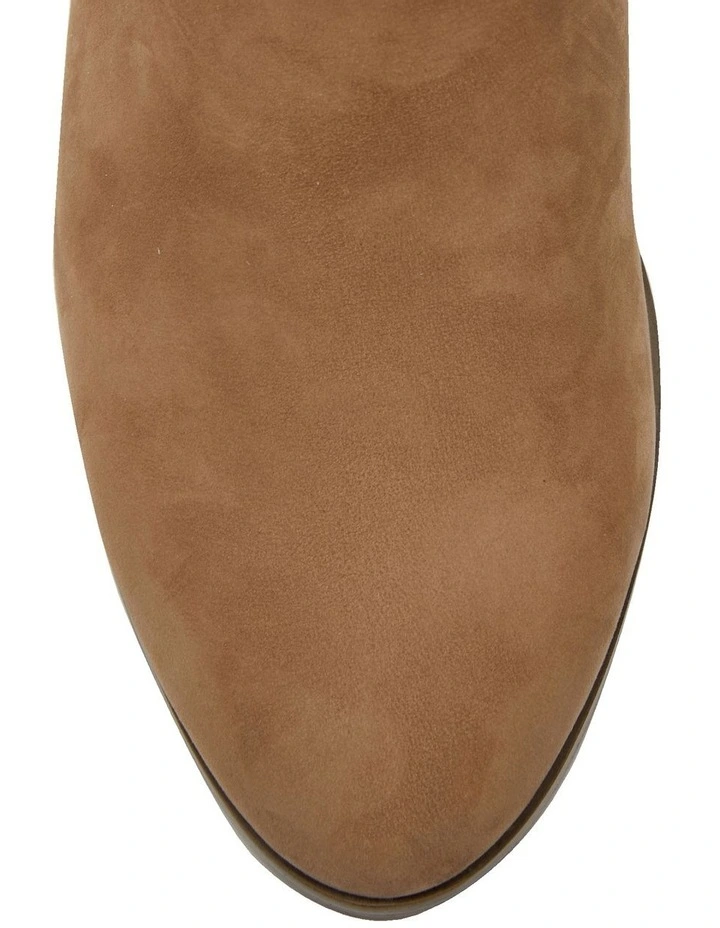 Quarry Leather Boots in Tan Nubuck image 7