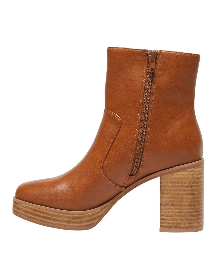 Tempo Boots in Tan Smooth image 3