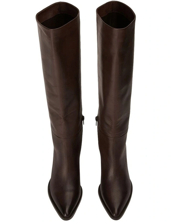 Peppe Boots in Brown image 4