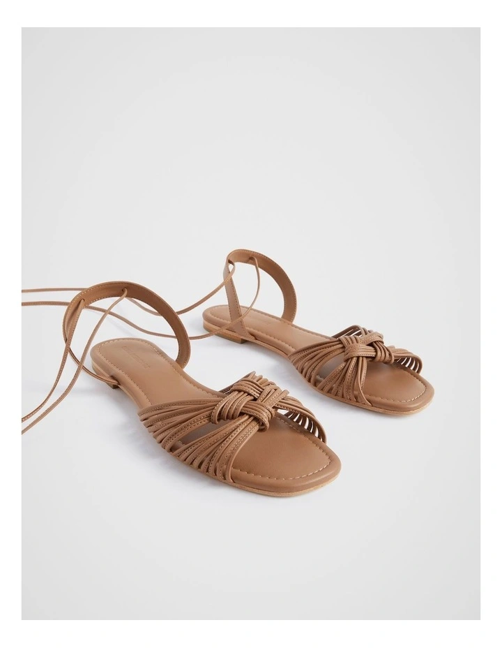 Evie Flat Sandal in Caramel image 3