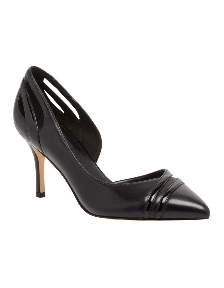 Mrond Pump in Black image 2