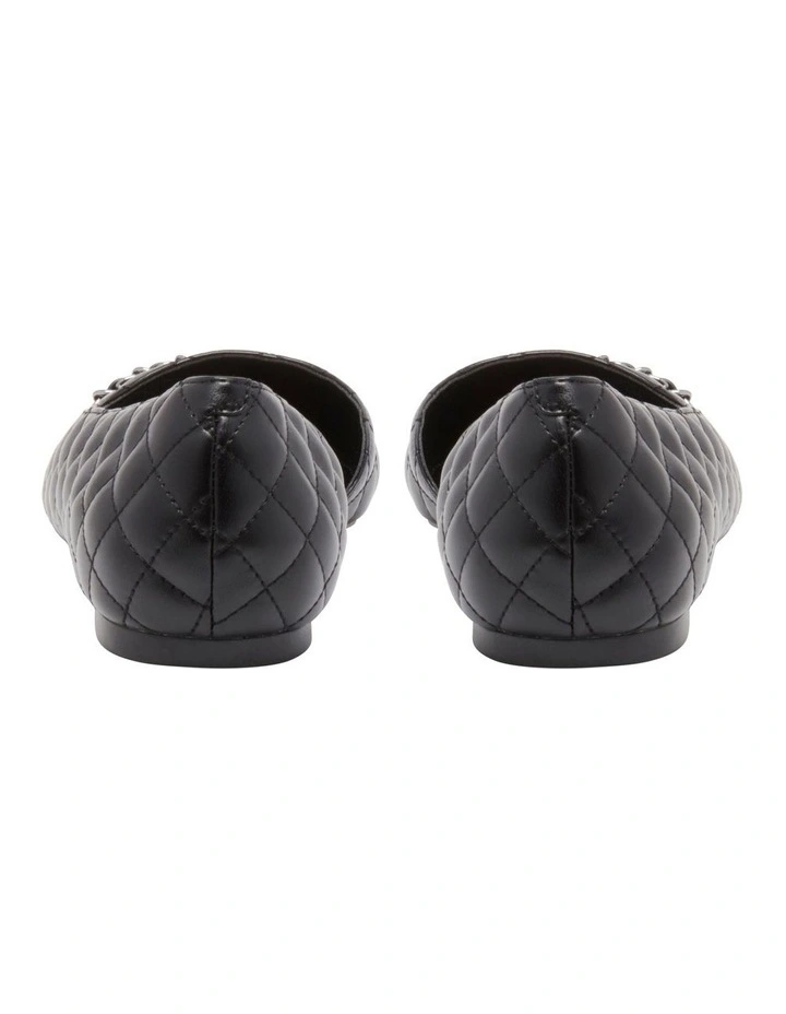 Breza Flat in Black image 4