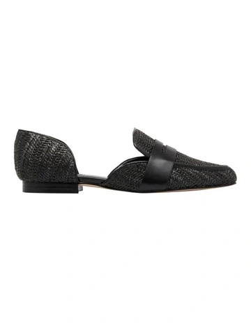 Gorelp Flats in Black
