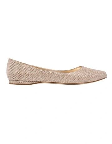 Speakup Ballet Flat in Sand