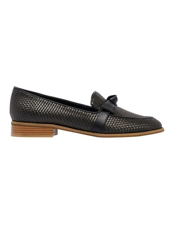 Huna Loafer in Black