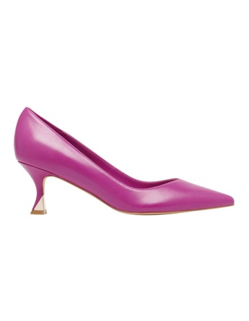 Pink colour