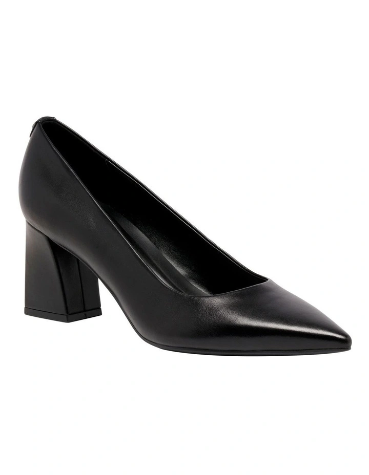 Kalore Pump in Black image 2