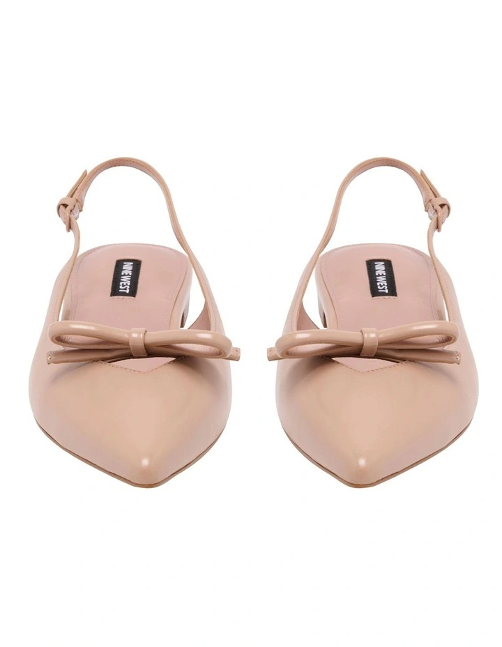 Lonzza Flat in Blush image 3