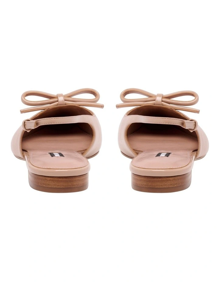 Lonzza Flat in Blush image 4