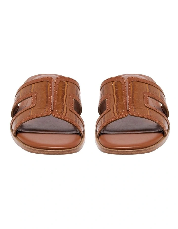 Darline Flat Sandal in Brown image 3