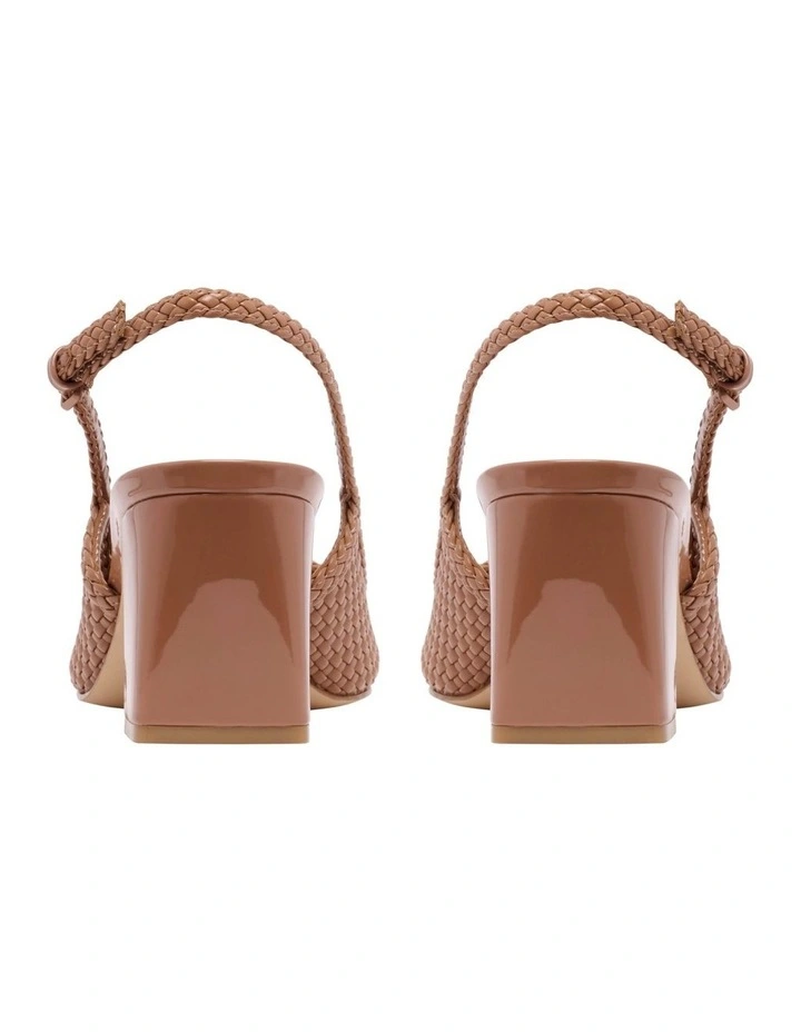 Leonda Pump in Caramel image 4