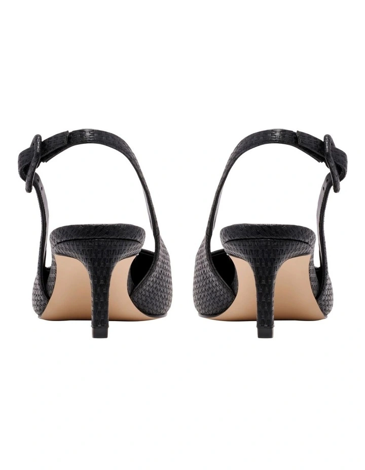 Yurri Pump in Black image 4