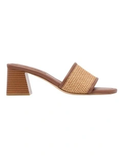 Fins Heeled Sandal in Brown
