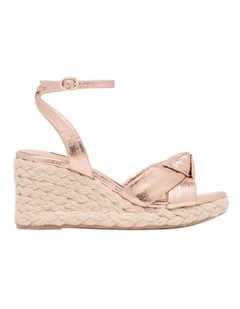 Dotime Wedge in Gold