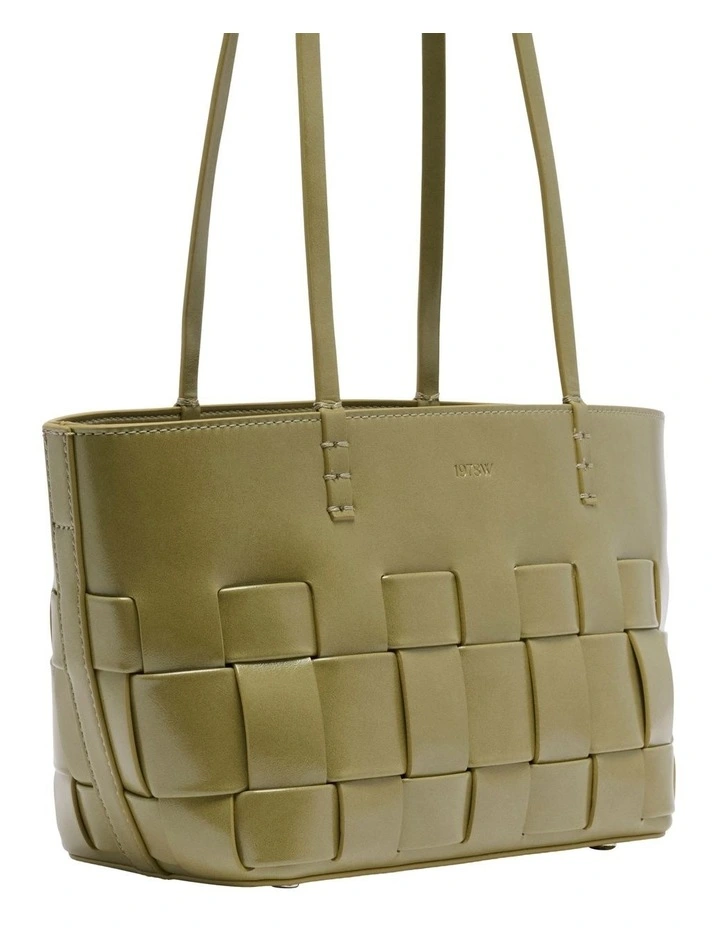 Skye Shoulder Bag in Green image 2