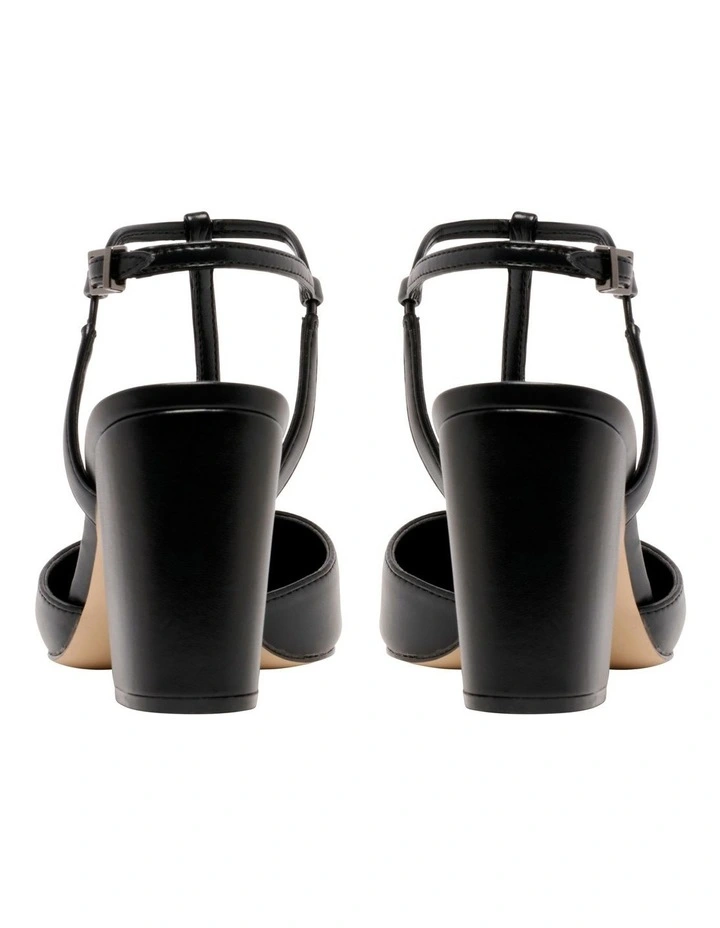 Cinea Pump in Black image 4