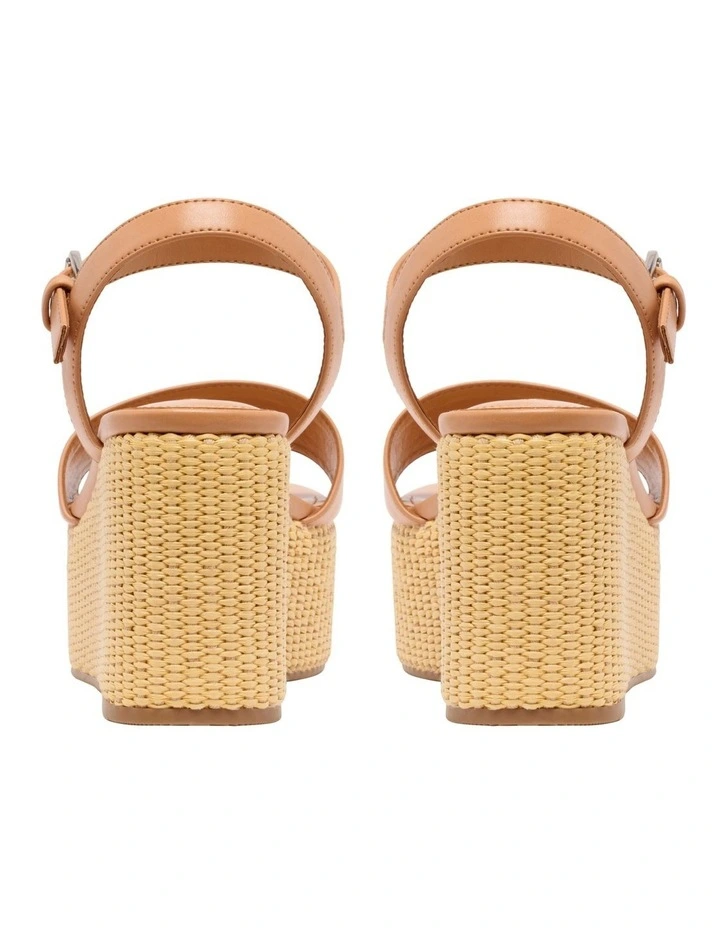 Hilmar Wedge in Nude image 4