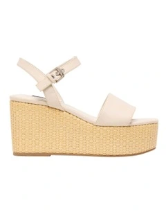 Hilmar Wedge in Ivory