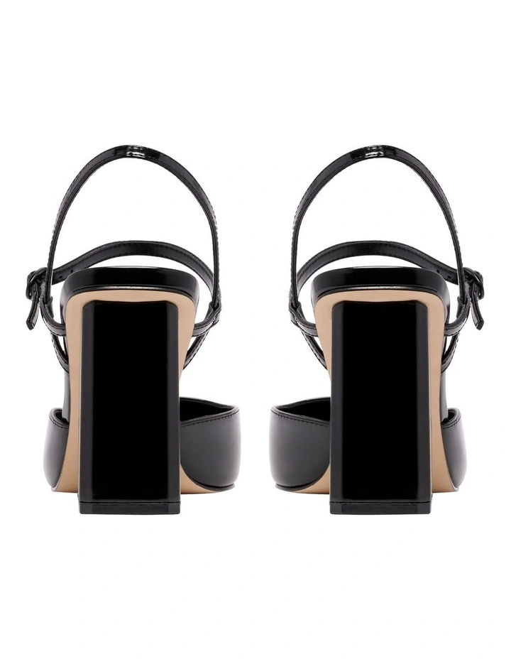 Dins Pump in Black image 4