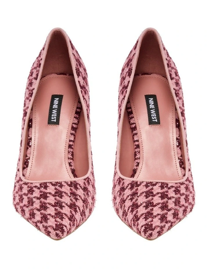 Ezra Pump in Burgundy image 3