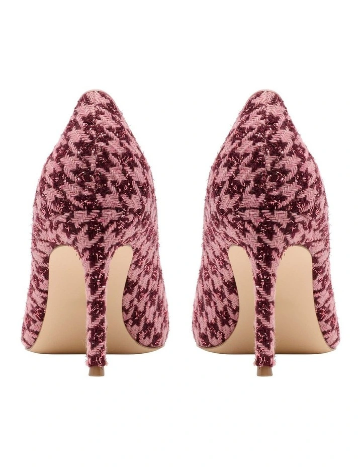 Ezra Pump in Burgundy image 4