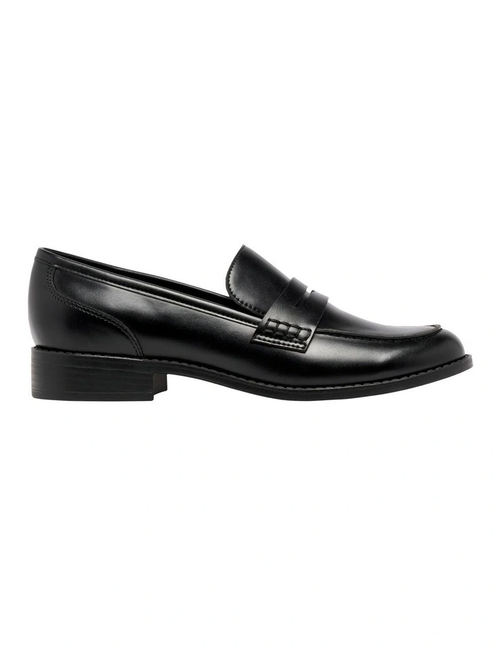 Lacky Loafer in Black image 1