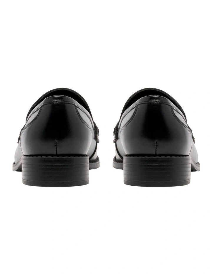 Lacky Loafer in Black image 4