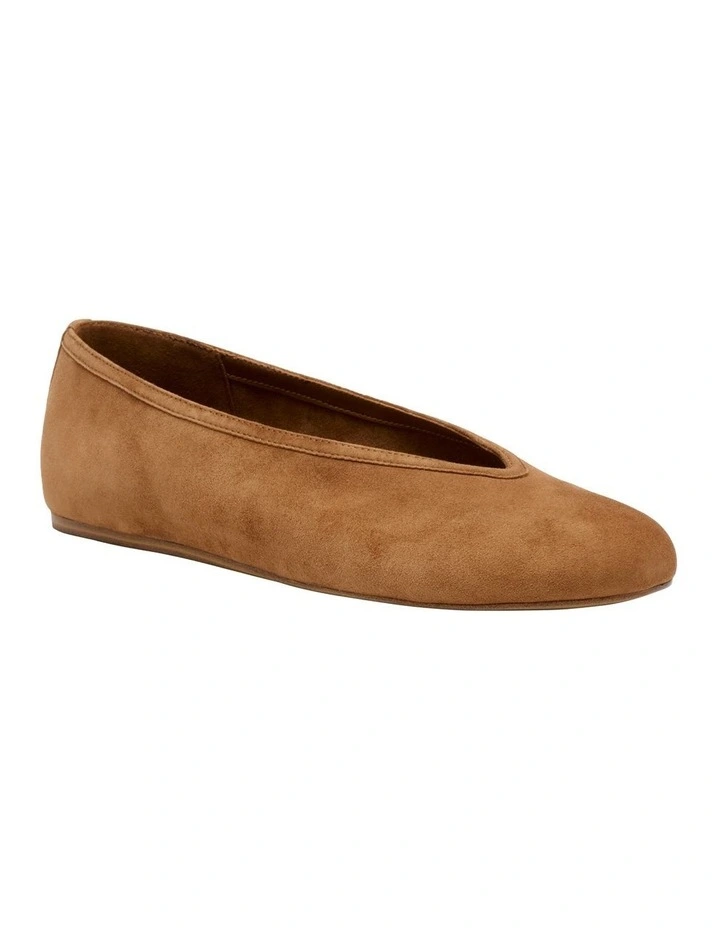Zucia Ballet Flat in Tan image 2
